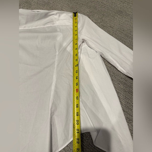 Zara Basic White Button Up - Picture 5 of 7